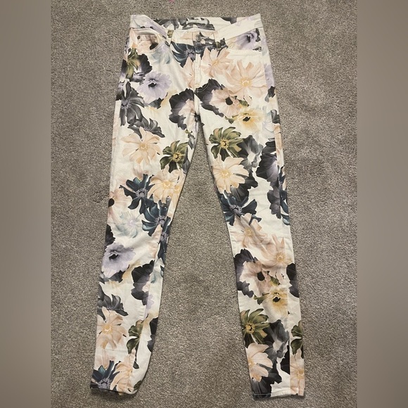 7 For All Mankind - Gray and White Floral Pants - Picture 1 of 4